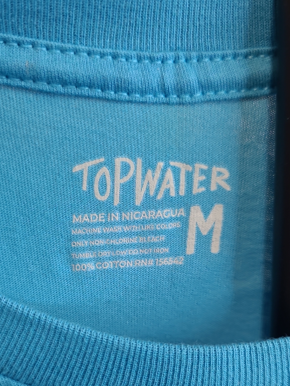 NWT Top Water Bright Turquoise Blue T-shirt with Colorful Fishing Design size M - Picture 3 of 7